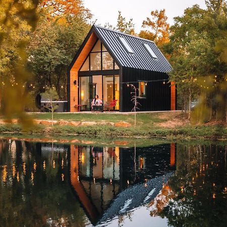 Lakeside South At Live Oak Lake Villa Bellmead Bagian luar foto