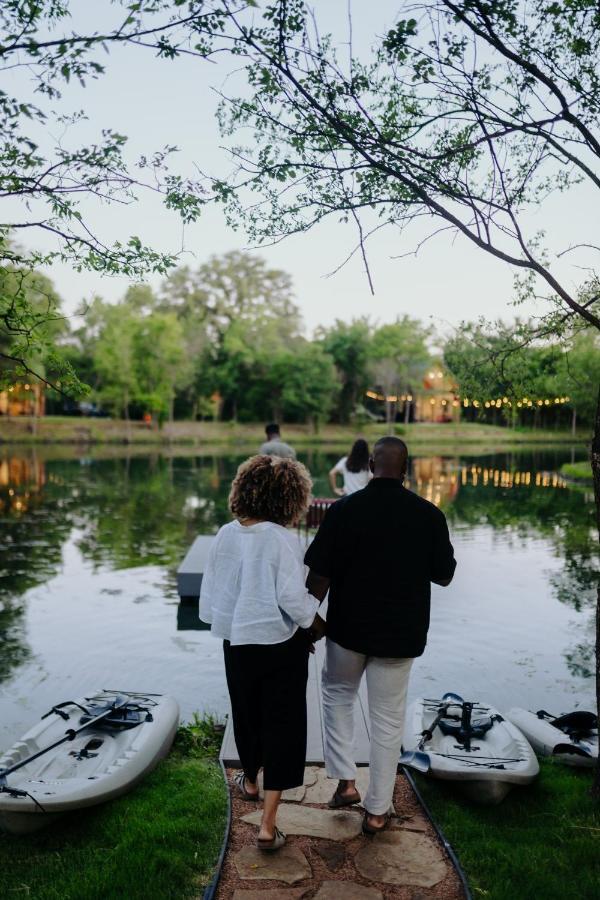 Lakeside South At Live Oak Lake Villa Bellmead Bagian luar foto
